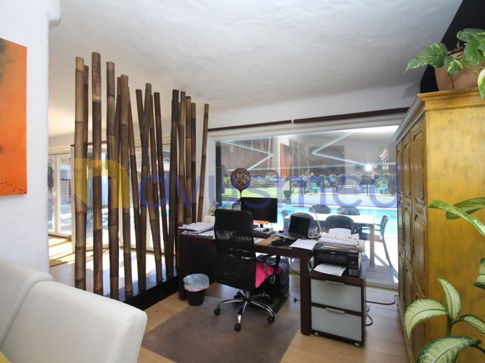 Image No.18-4 Bed House for sale