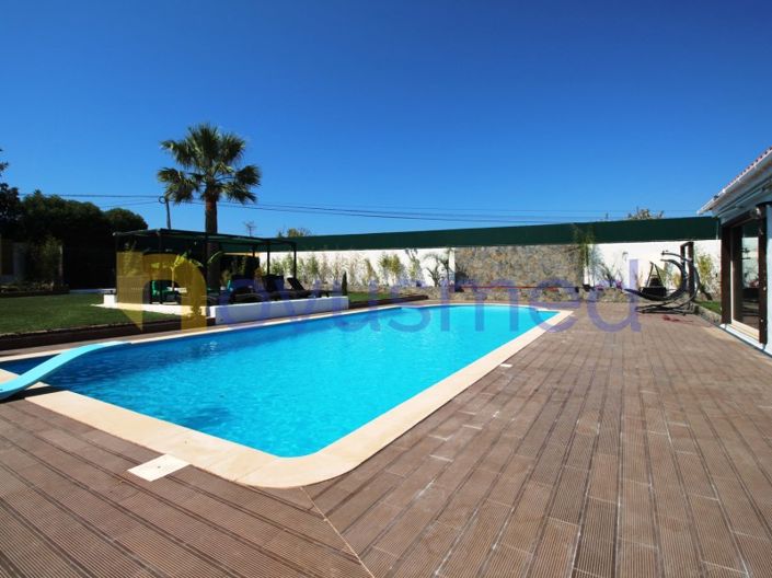 Image No.2-4 Bed House for sale