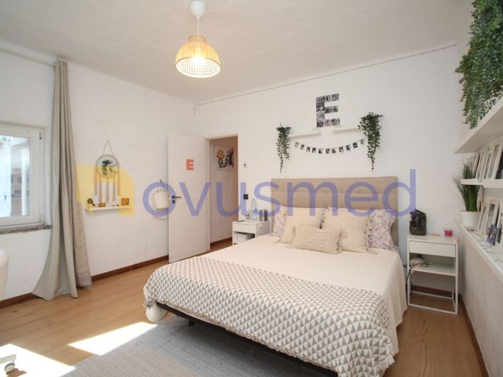 Image No.24-4 Bed House for sale