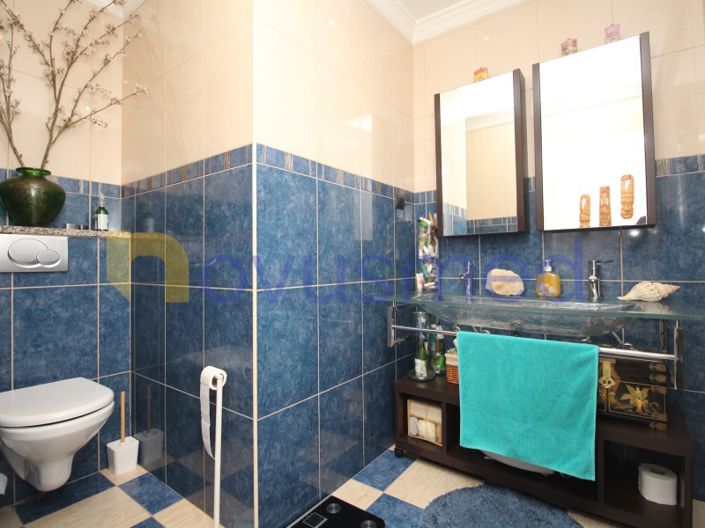 Image No.37-4 Bed House for sale