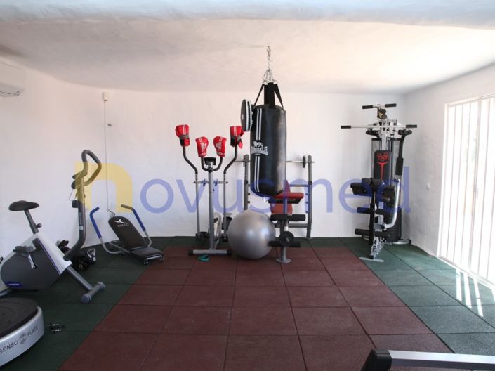 Image No.44-4 Bed House for sale