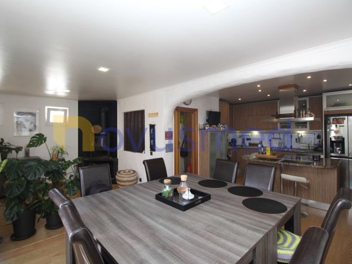 Image No.9-4 Bed House for sale