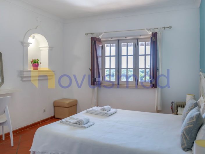 Image No.24-5 Bed House for sale