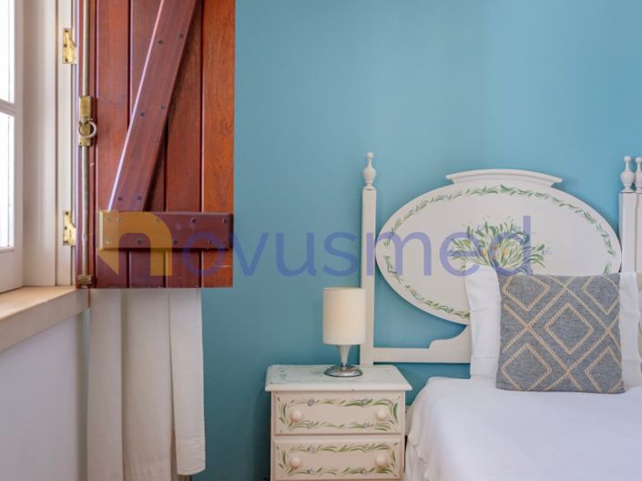 Image No.25-5 Bed House for sale