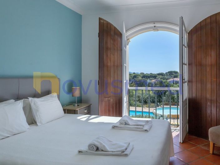 Image No.34-5 Bed House for sale