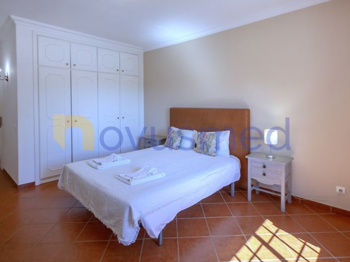 Image No.38-5 Bed House for sale