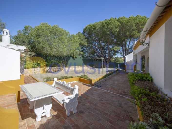 Image No.44-5 Bed House for sale
