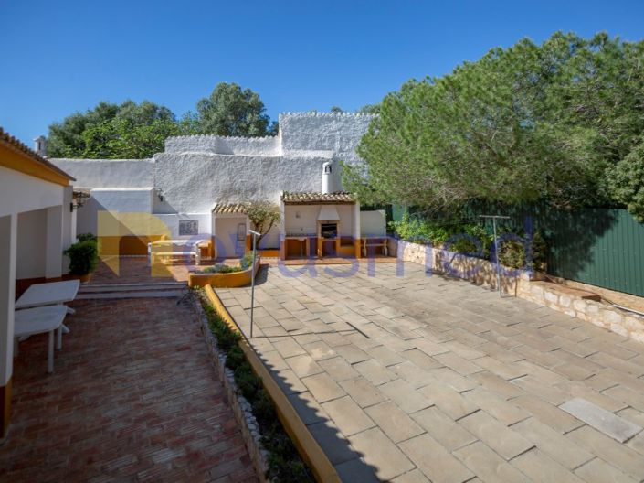 Image No.45-5 Bed House for sale