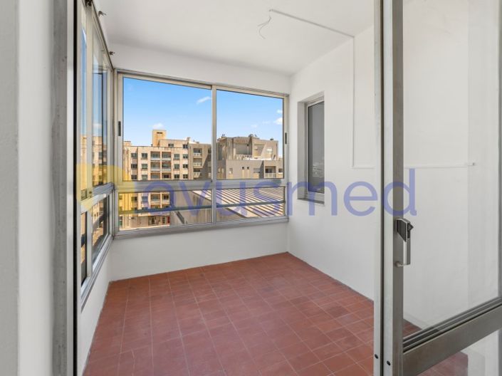 Image No.19-3 Bed Apartment for sale