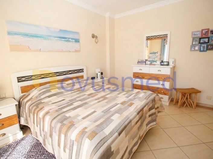 Image No.16-3 Bed House for sale