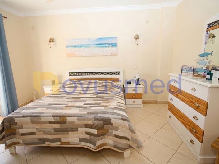 Image No.17-3 Bed House for sale