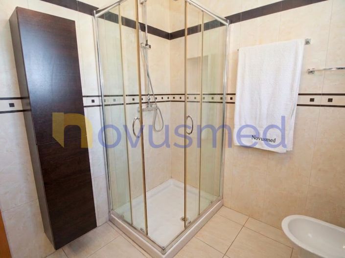 Image No.20-3 Bed House for sale