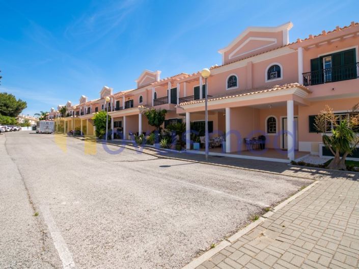 Image No.29-3 Bed House for sale