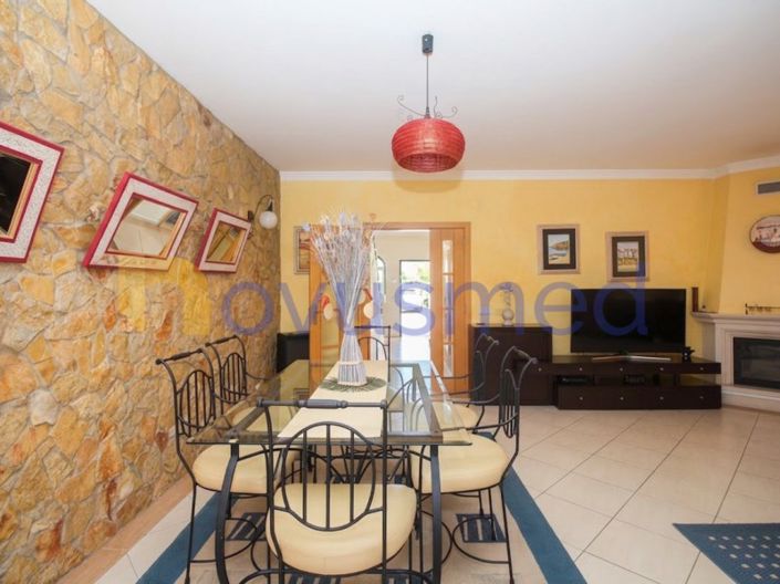Image No.32-3 Bed House for sale