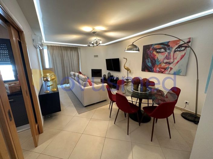 Image No.15-3 Bed House for sale