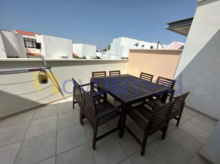 Image No.44-3 Bed House for sale