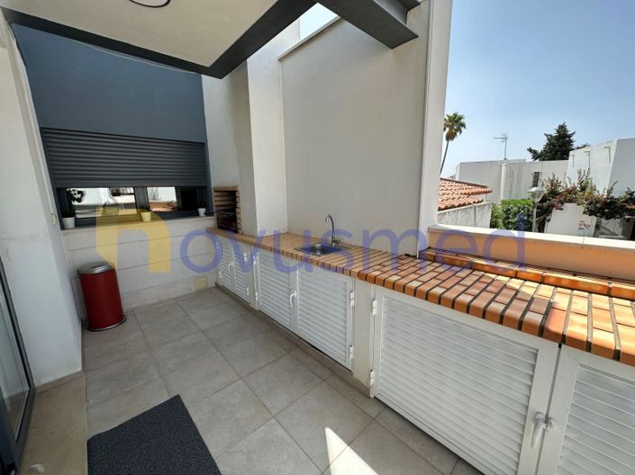 Image No.49-3 Bed House for sale