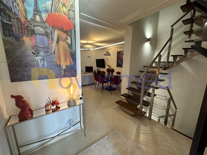 Image No.7-3 Bed House for sale