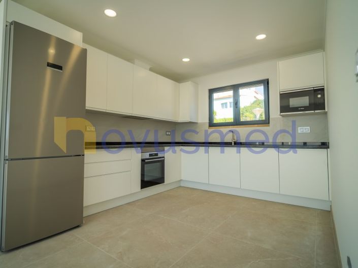 Image No.22-3 Bed House for sale