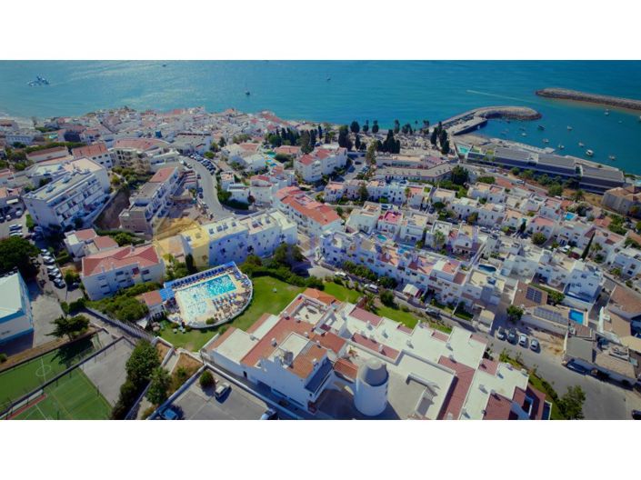 Image No.3-3 Bed House for sale