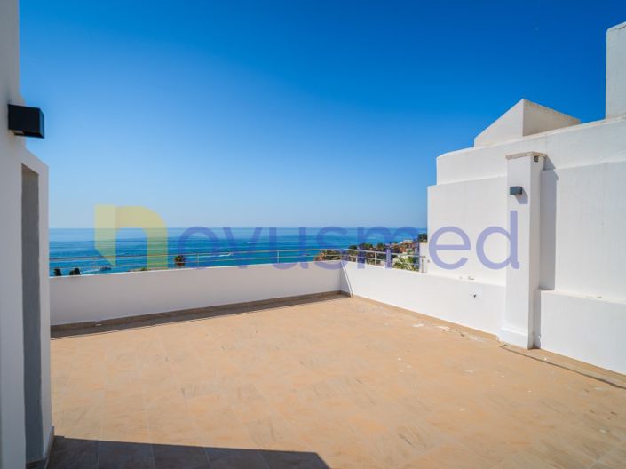 Image No.30-3 Bed House for sale