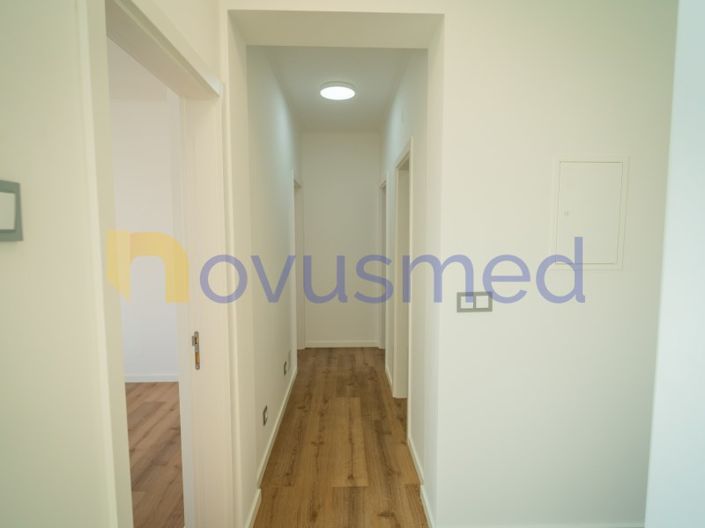 Image No.33-3 Bed House for sale
