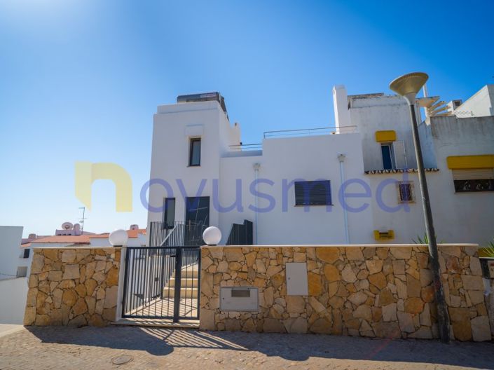 Image No.6-3 Bed House for sale
