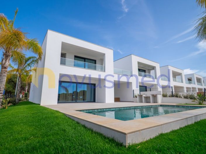 Image No.33-3 Bed House for sale