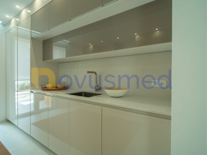 Image No.42-3 Bed House for sale