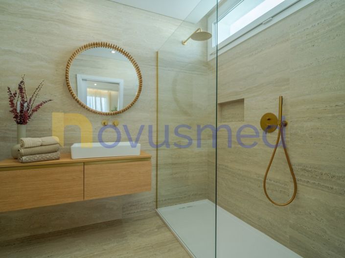 Image No.39-3 Bed House for sale