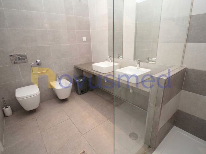 Image No.25-3 Bed Apartment for sale