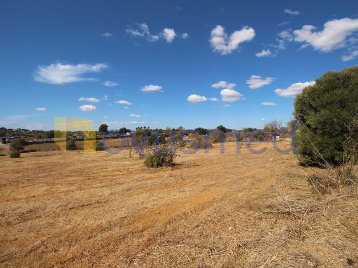 9,230 m² of rural land in Alpouvar, Albufeira