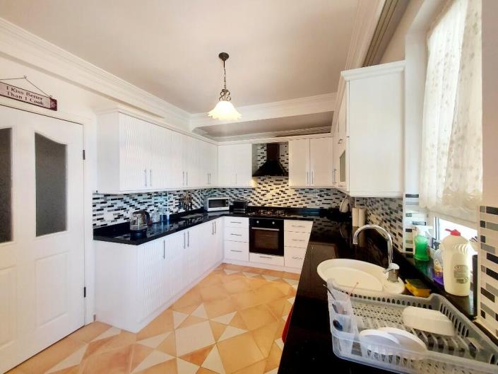 Image No.10-4 Bed Villa for sale