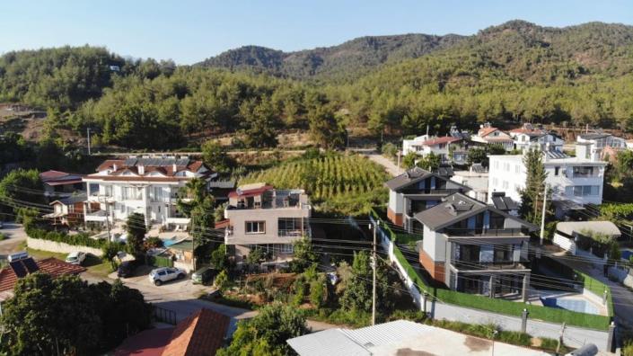 Image No.2-Villa / Détaché de 4 chambres à vendre à Ciftlik