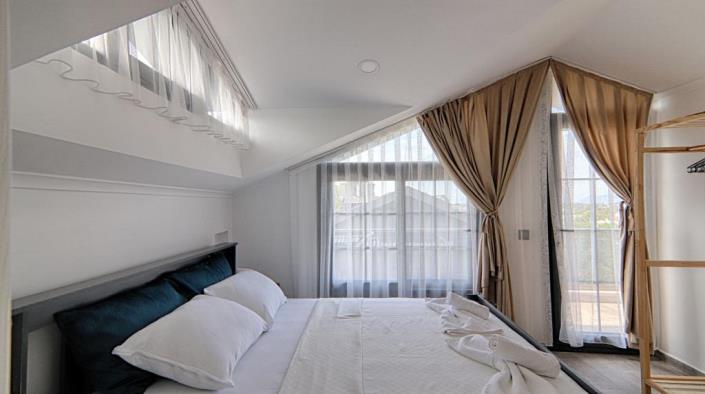 Image No.23-Villa / Détaché de 4 chambres à vendre à Ciftlik