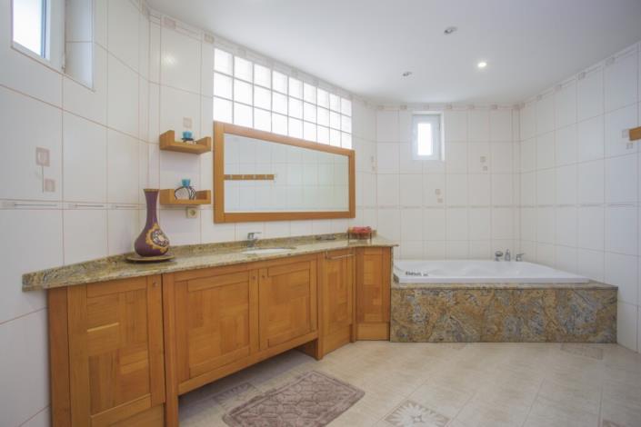 Image No.31-Villa / Détaché de 4 chambres à vendre à Oludeniz