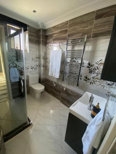 Image No.10-5 Bed Villa for sale