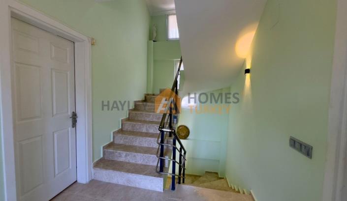 Image No.29-5 Bed Villa for sale