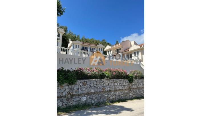 Image No.3-3 Bed Apartment for sale