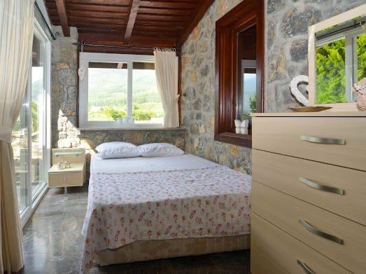 Image No.25-3 Bed Bungalow for sale