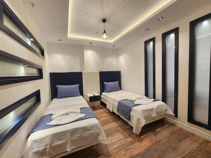 Image No.16-2 Bed Apartment for sale