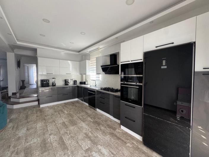 Image No.9-Villa / Détaché de 5 chambres à vendre à Ovacik