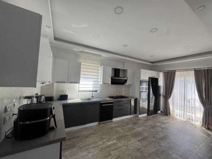 Image No.12-Villa / Détaché de 5 chambres à vendre à Ovacik