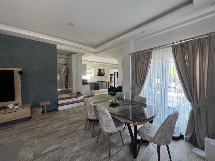 Image No.19-Villa / Détaché de 5 chambres à vendre à Ovacik