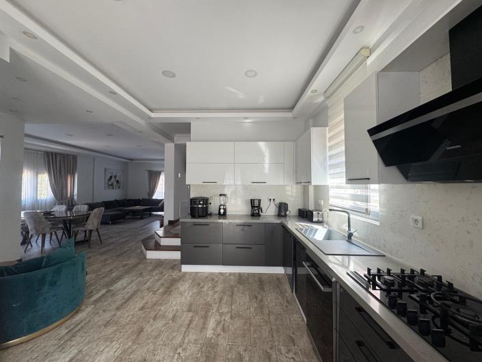 Image No.8-Villa / Détaché de 5 chambres à vendre à Ovacik