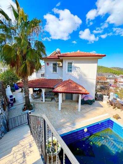 Image No.2-4 Bed Villa for sale