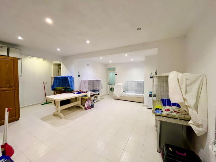 Image No.36-3 Bed Semi-Detached for sale