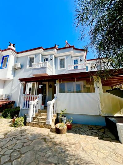 Image No.11-3 Bed Semi-Detached for sale