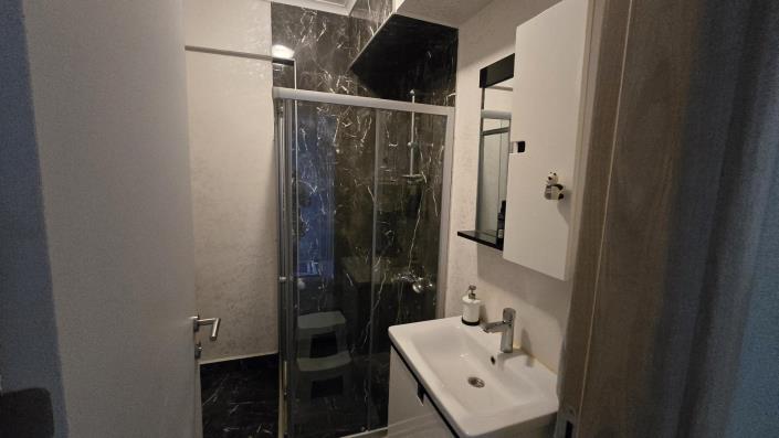 Image No.19-4 Bed Apartment for sale