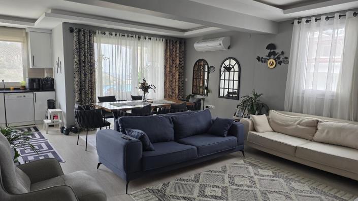 Image No.12-4 Bed Apartment for sale